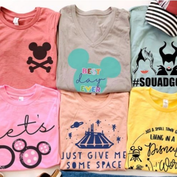 5 FOR $45 DISNEY WOMENS GRAPHIC TEE MYSTERY BOX - Picture 4 of 4